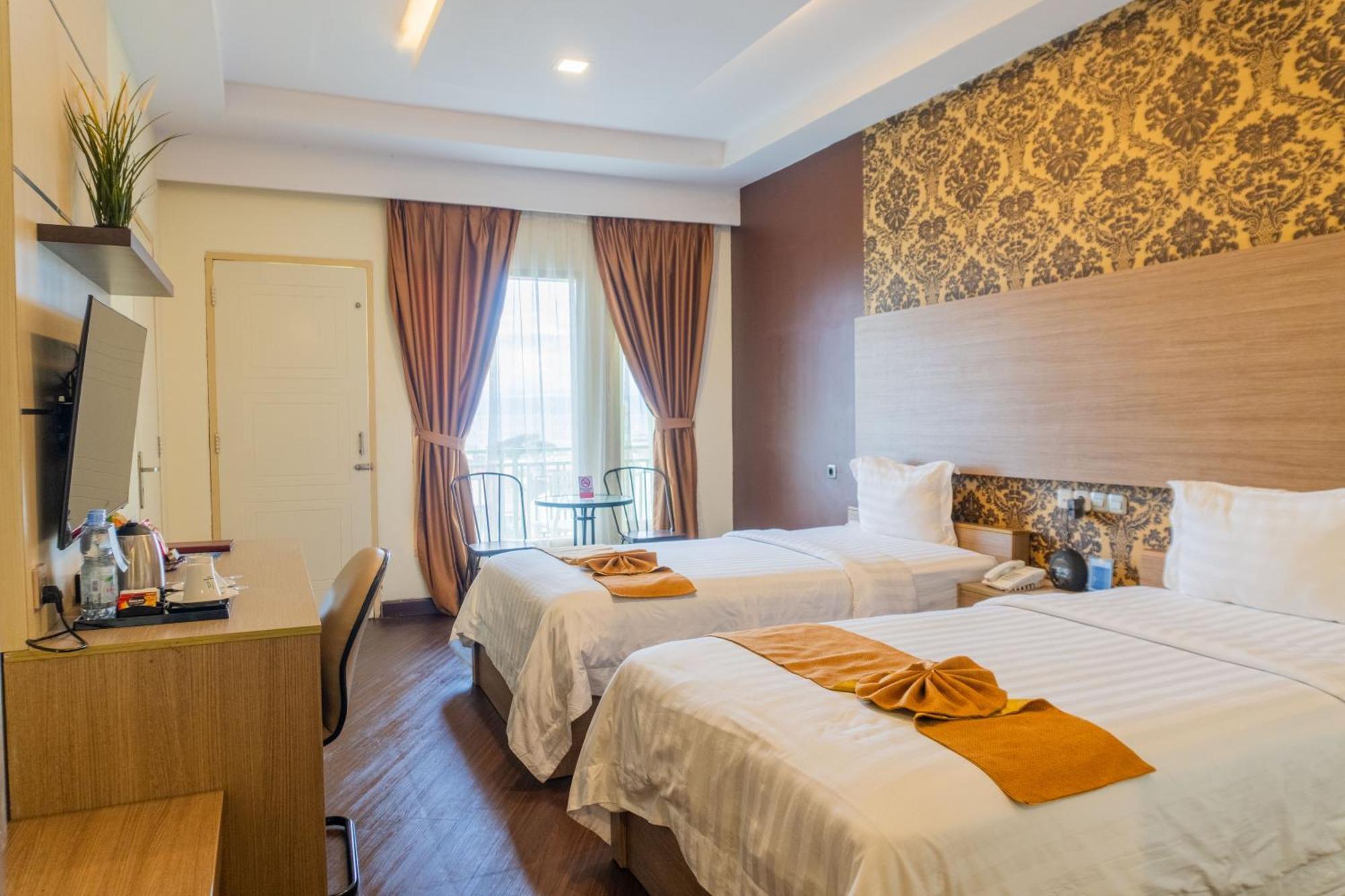 Muara Hotel And Mall Ternate Dış mekan fotoğraf